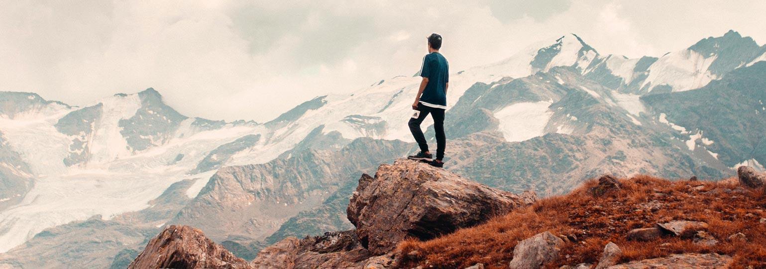 How solo-travelling changes your life and mindset? - {{ product.vendor }}