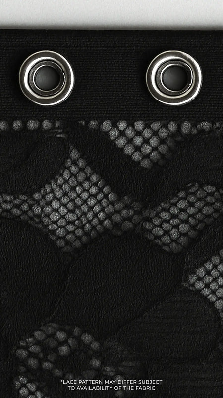 Close-up of Lacy Black Mockers hooks, showcasing secure fastening design and fine lace craftsmanship for comfortable deep-neck coverage – Muselot.
