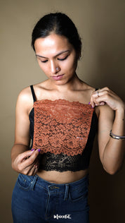 Lacy Mockers