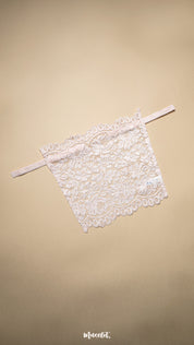 Peach Cream - Lace Mocker