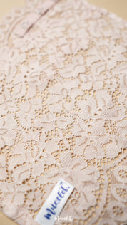 Peach Cream - Lace Mocker