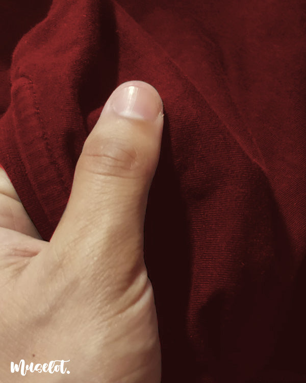 Muselot's maroon t shirt fabric