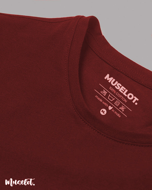 Muselot's maroon t shirt neck label