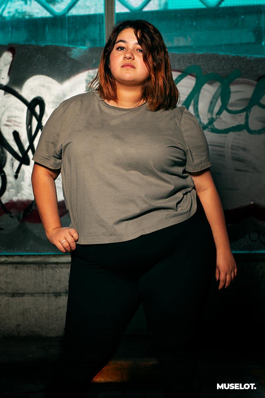 plain t shirts - Plus size t shirts (dark solid colors)  - MUSELOT