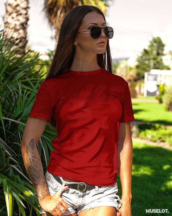 Women_s-plain-red-t-shirt.jpg